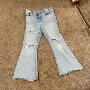 Bell bottom, American eagle jeans, short legs